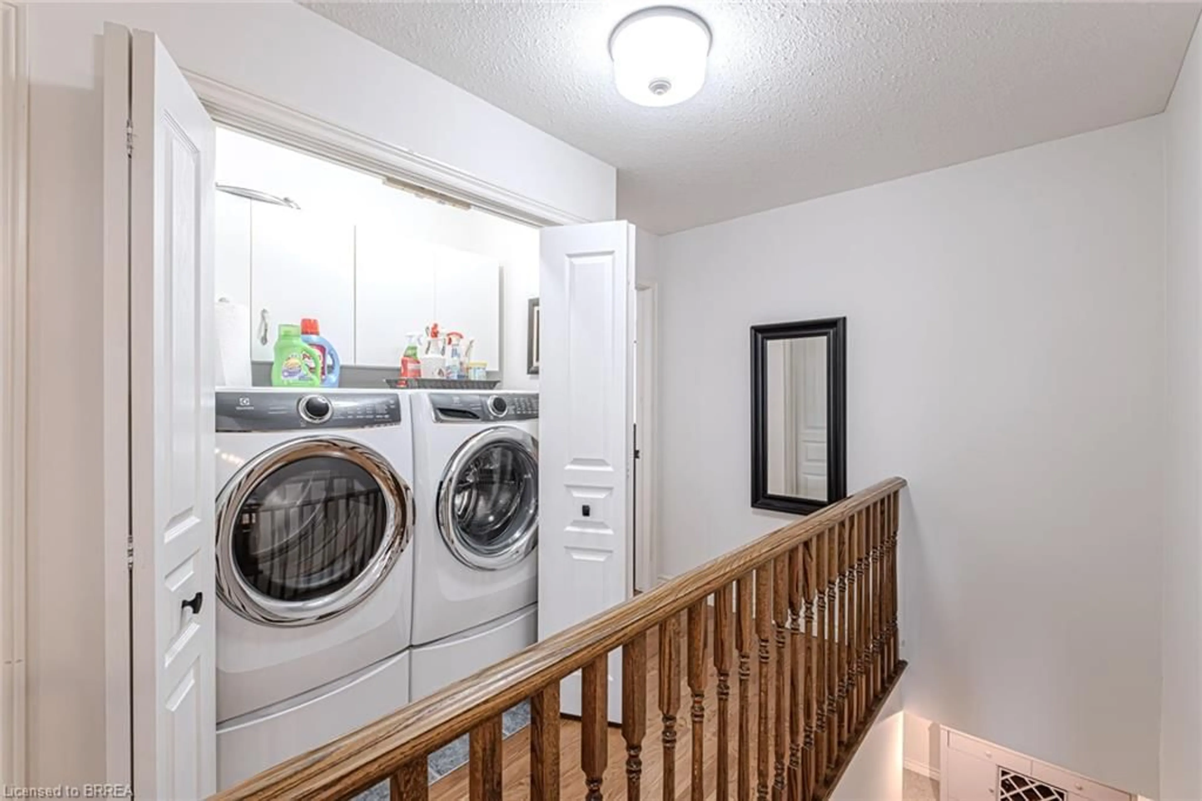 Laundry room for 3 Cobblestone Dr, Paris Ontario N3L 4G1