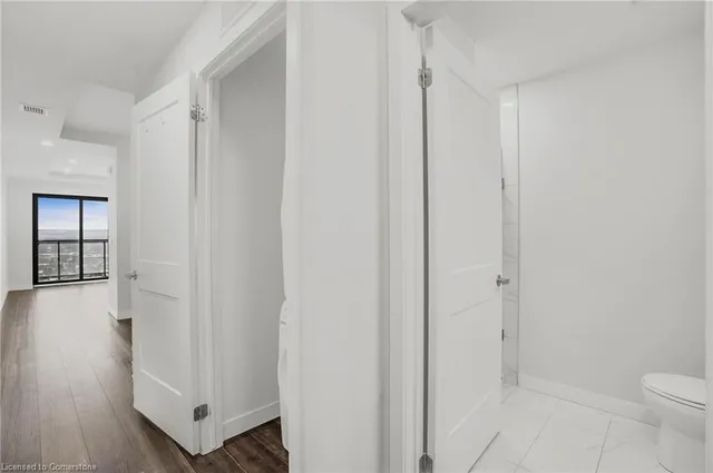 Additional property image - 15 Queen St Unit 1204