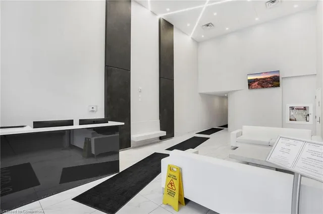 Additional property image - 15 Queen St Unit 1204
