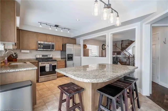 Additional property image - 212 Bradley Ave