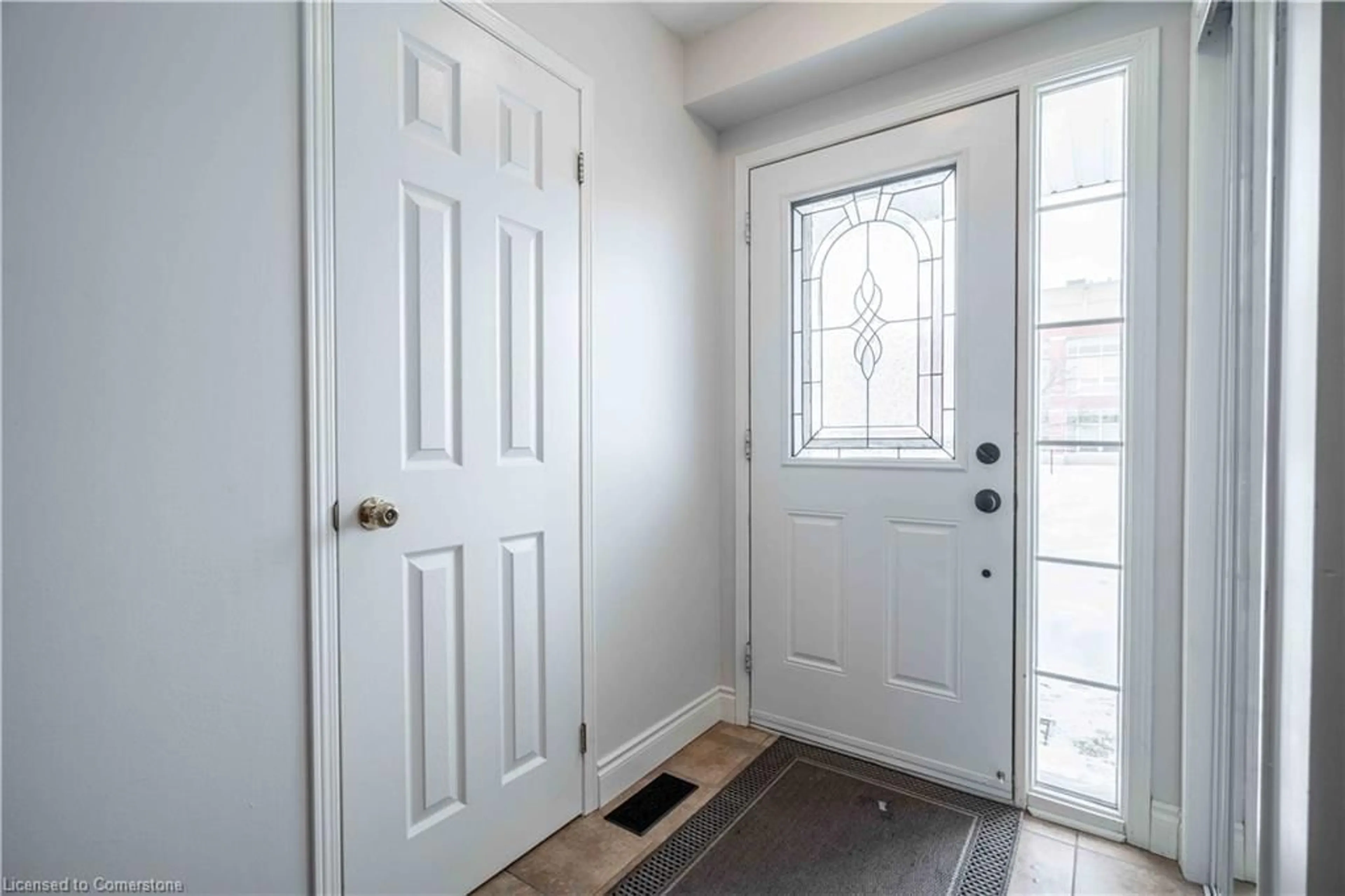 Indoor entryway for 212 Bradley Ave, Binbrook Ontario L0R 1C0