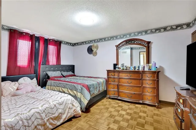 Additional property image - 19 Janet Crt
