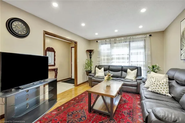 Additional property image - 19 Janet Crt