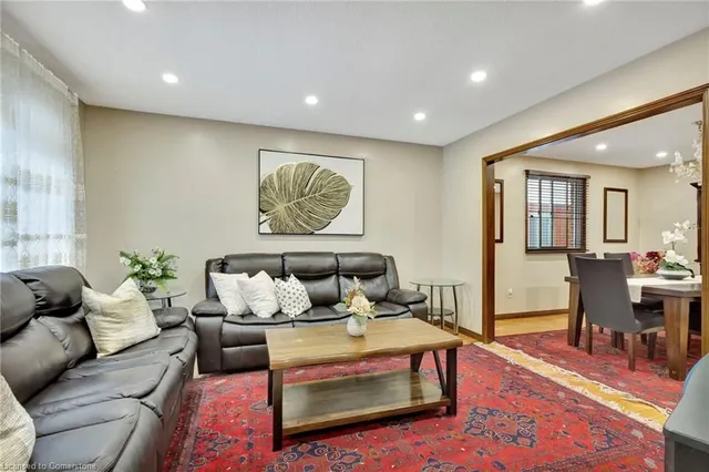Additional property image - 19 Janet Crt