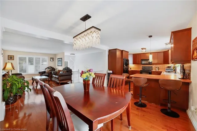 Additional property image - 12 Portal Crt