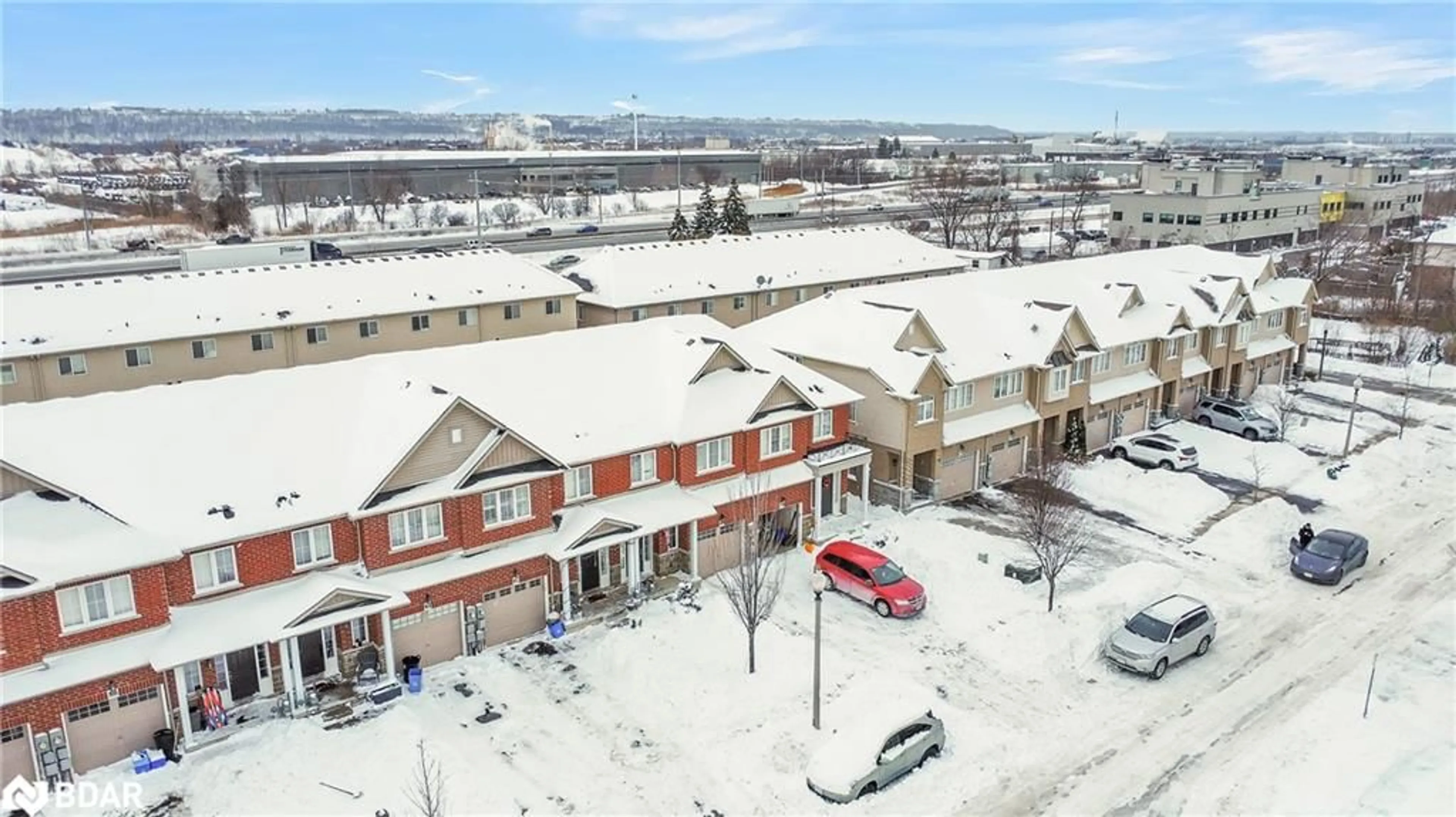 A pic from outside/outdoor area/front of a property/back of a property/a pic from drone, mountain view for 80 Palacebeach Trail, Stoney Creek Ontario L8E 0B8