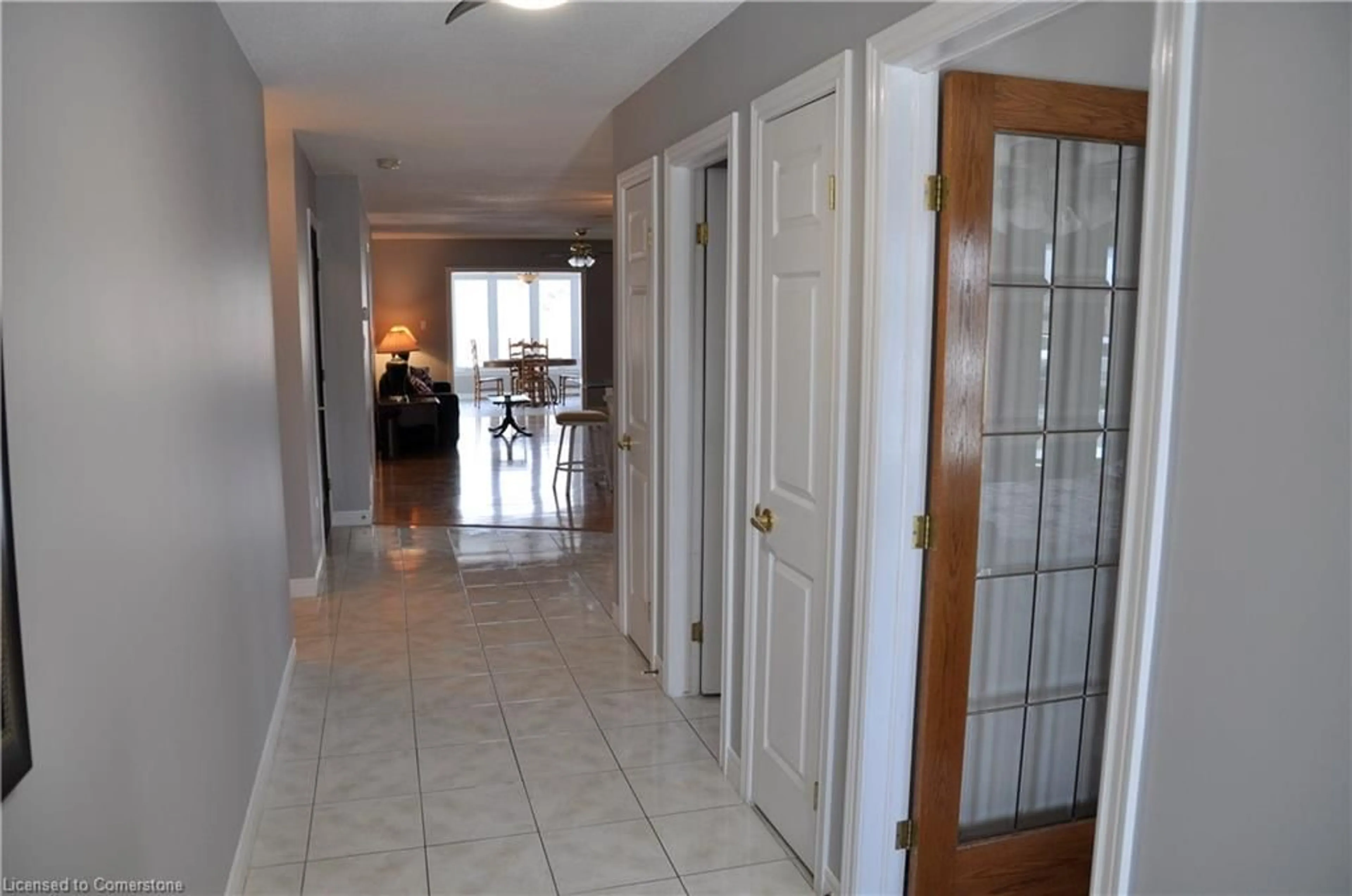 Indoor foyer for 34 Balsam Trail, Port Rowan Ontario N0E 1M0