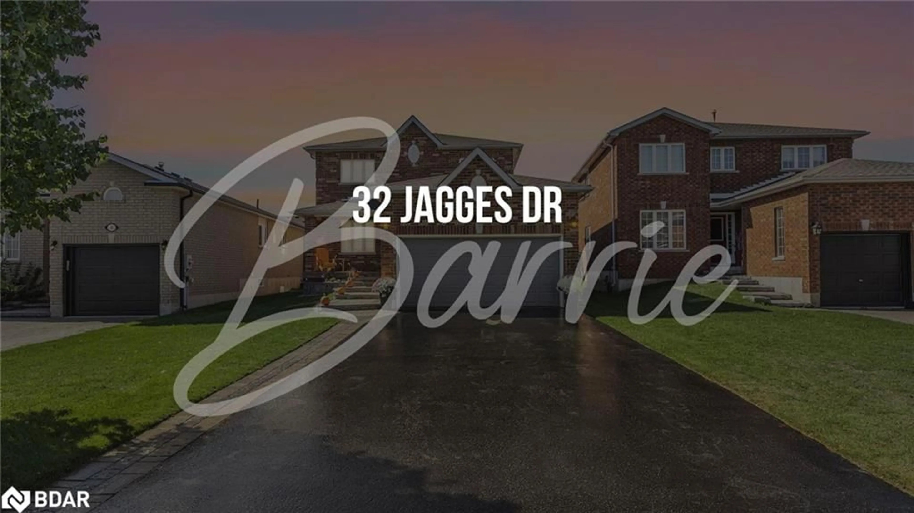 Indoor garage for 32 Jagges Dr, Barrie Ontario L4N 0W9