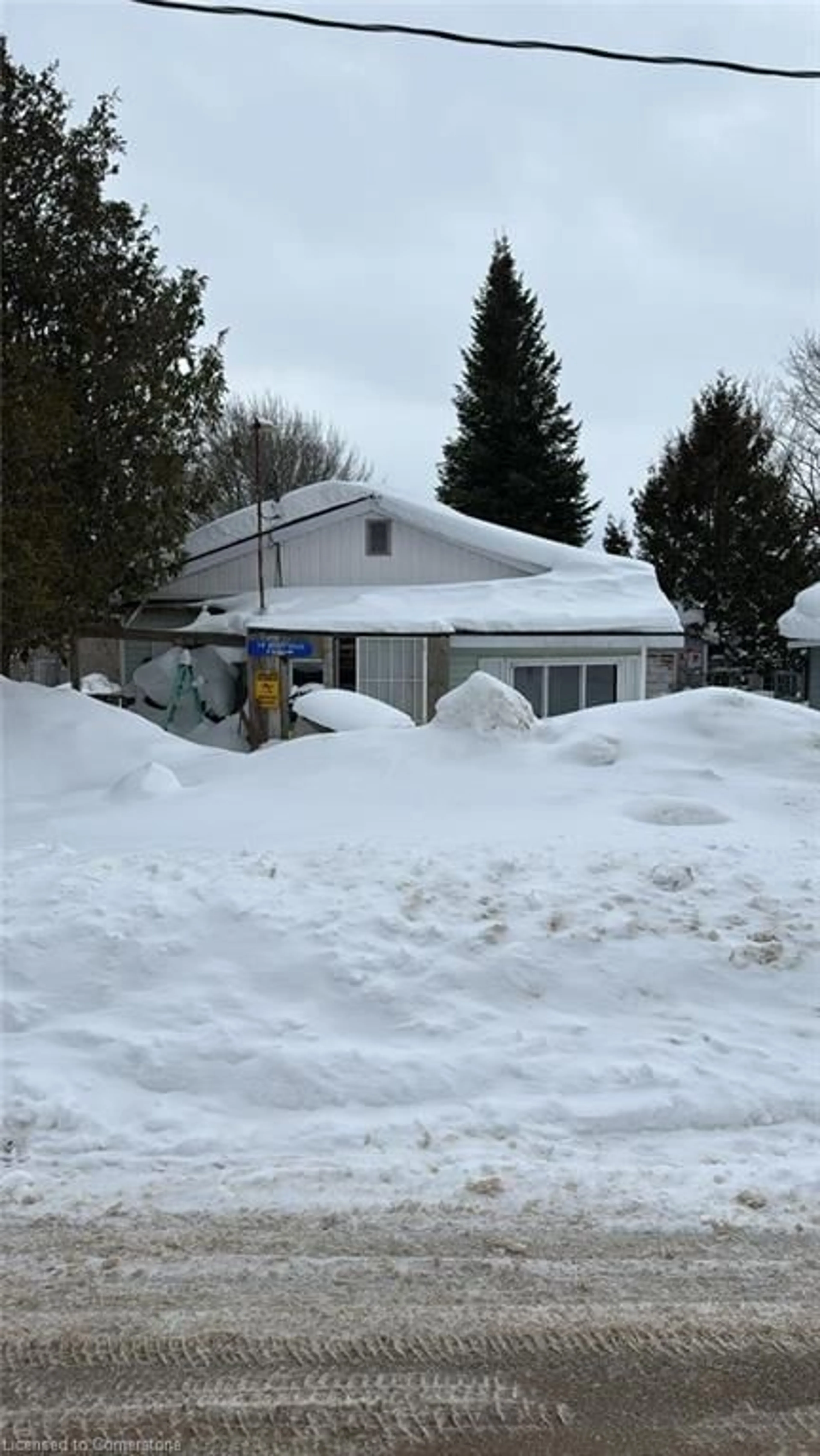 Shed for 97-101 Division St, Bruce Ontario N0H 2T0