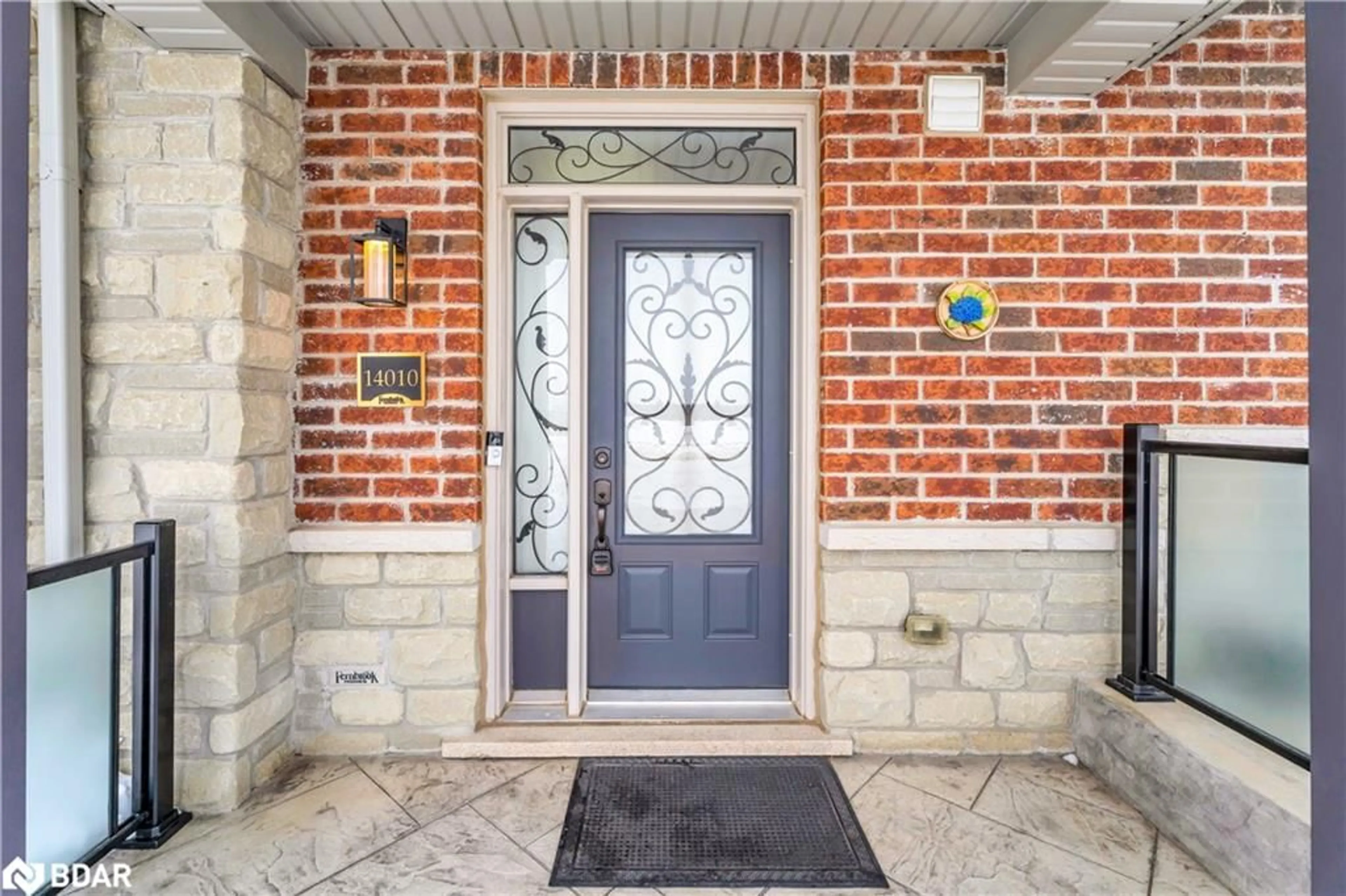 Indoor entryway for 14010 Danby Rd, Georgetown Ontario L0P 1K0