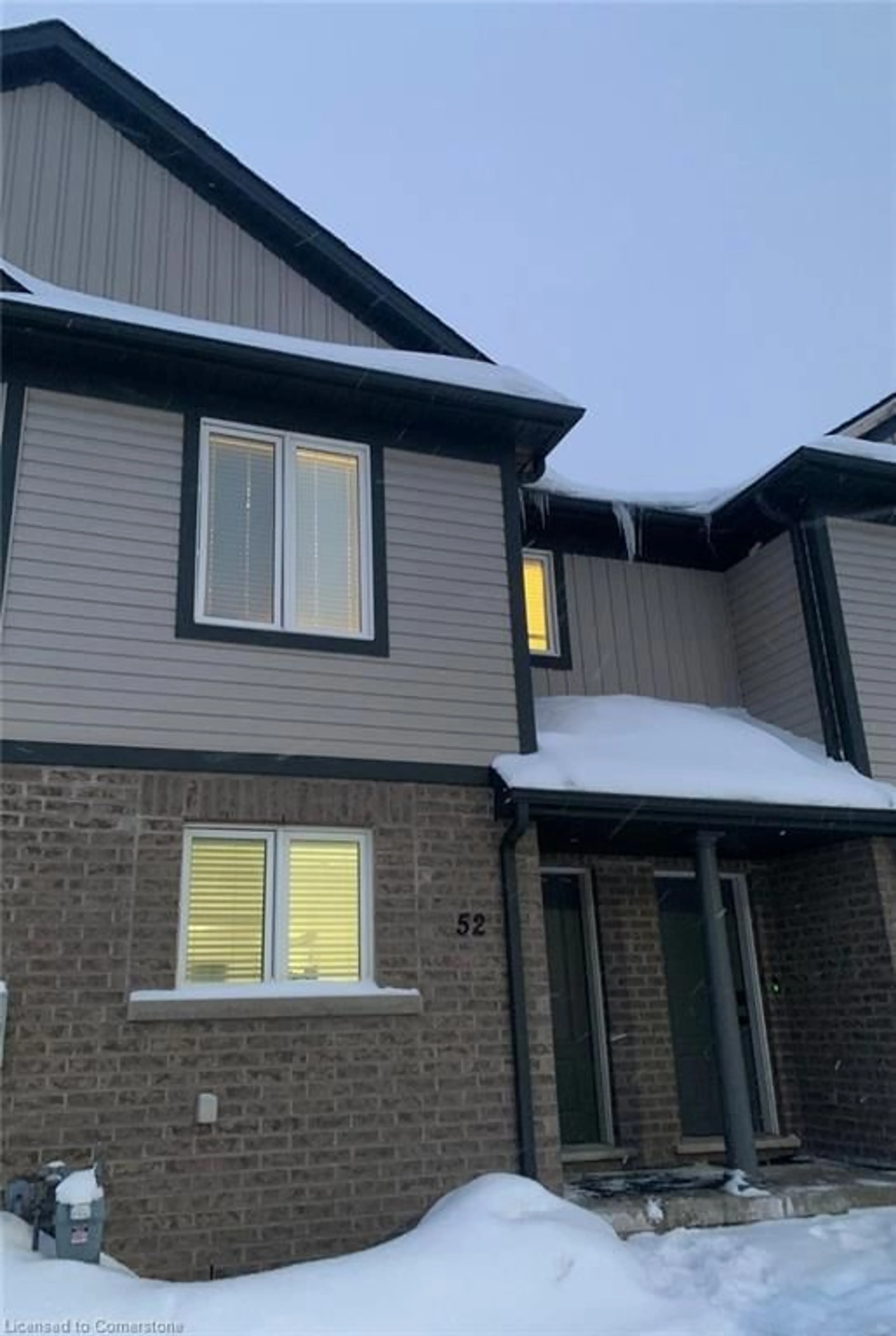 Home with vinyl exterior material, street for 7768 Ascot Cir #52, Niagara Falls Ontario L2H 3P9