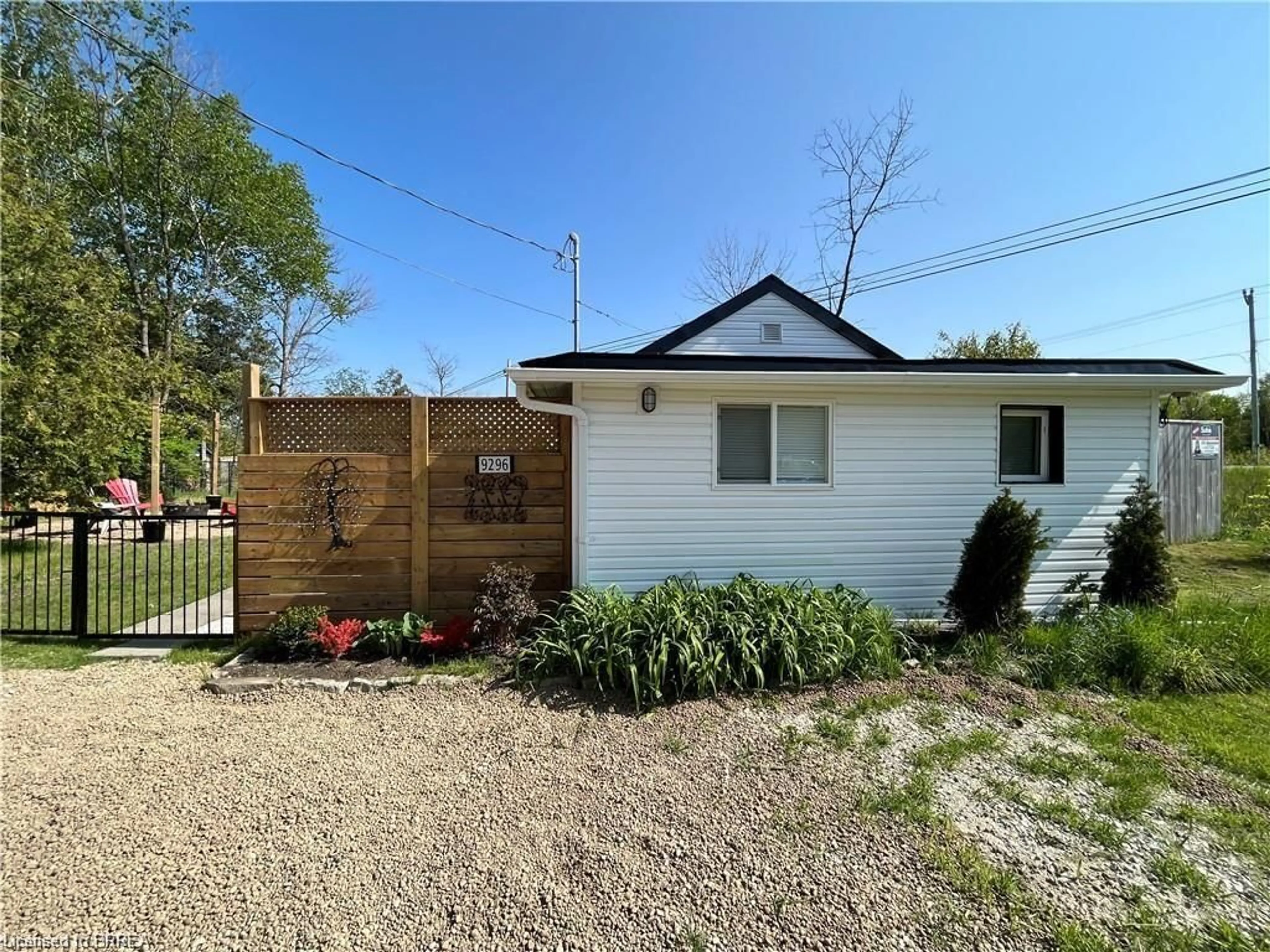 Shed for 9296 Beachwood Rd, Collingwood Ontario L9Y 3Z1