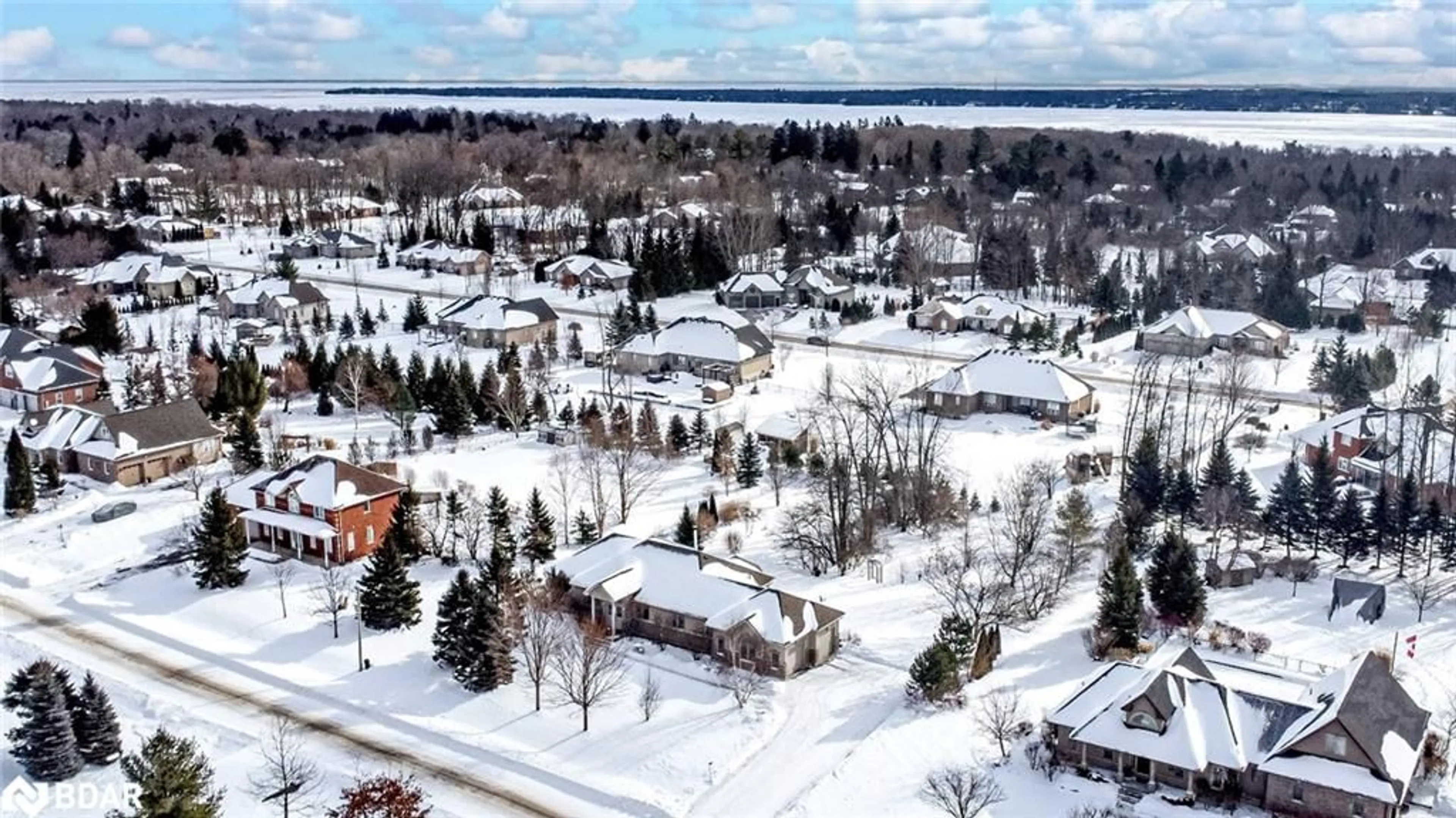 A pic from outside/outdoor area/front of a property/back of a property/a pic from drone, street for 32 Basswood Cir, Oro-Medonte Ontario L0L 2L0