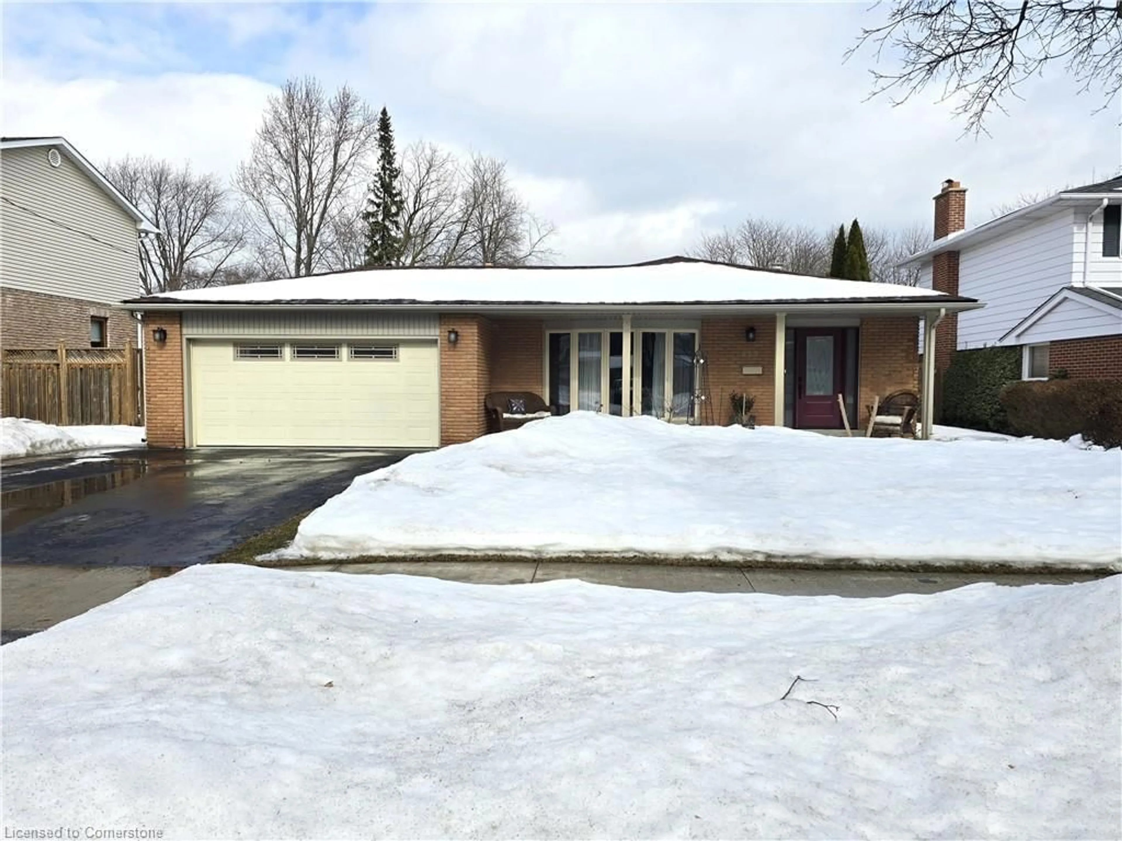 Home with brick exterior material, street for 659 Cherrywood Dr, Burlington Ontario L7T 3W9