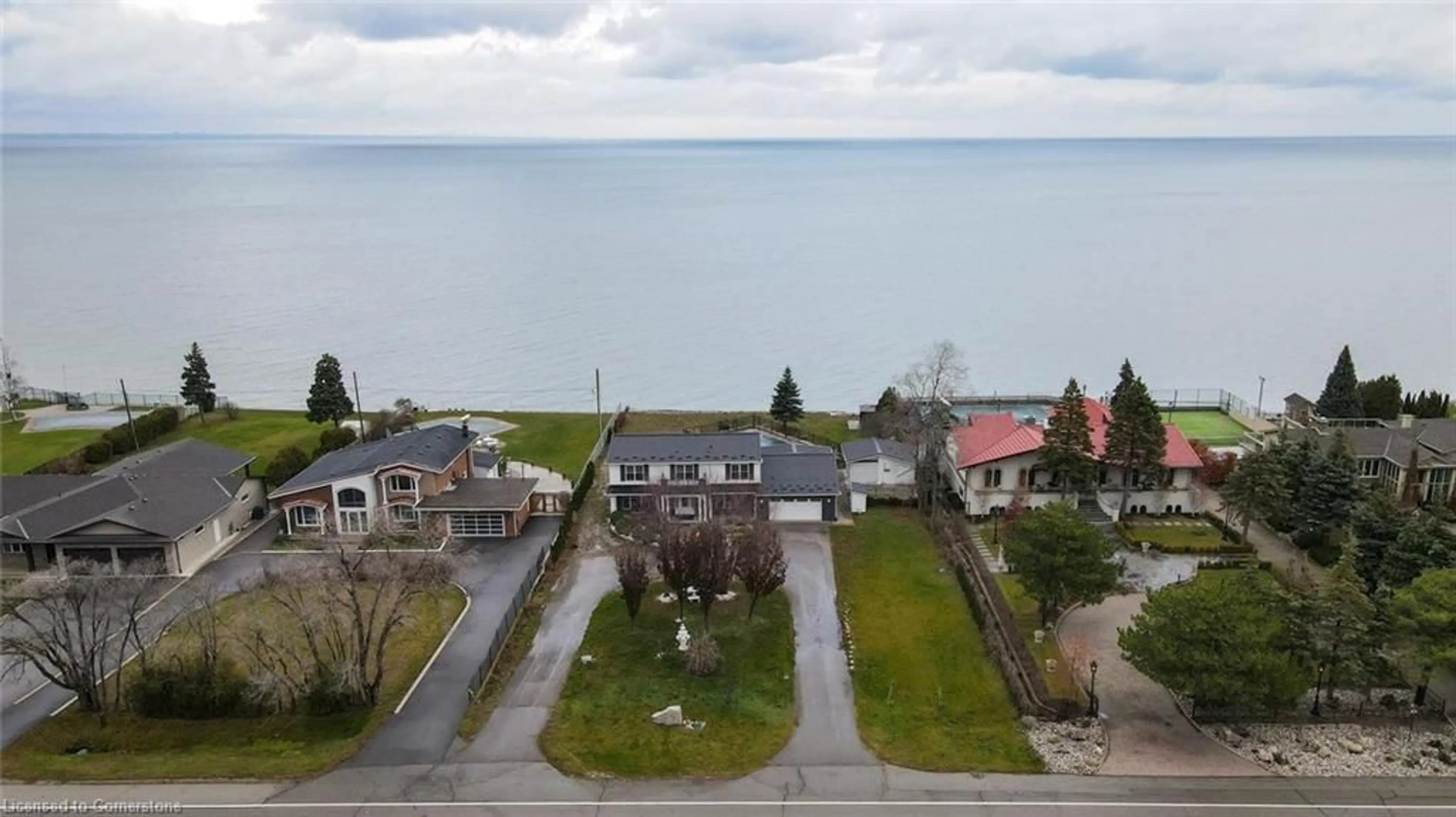 A pic from outside/outdoor area/front of a property/back of a property/a pic from drone, water/lake/river/ocean view for 1073 N Service Rd, Hamilton Ontario L8E 5E1