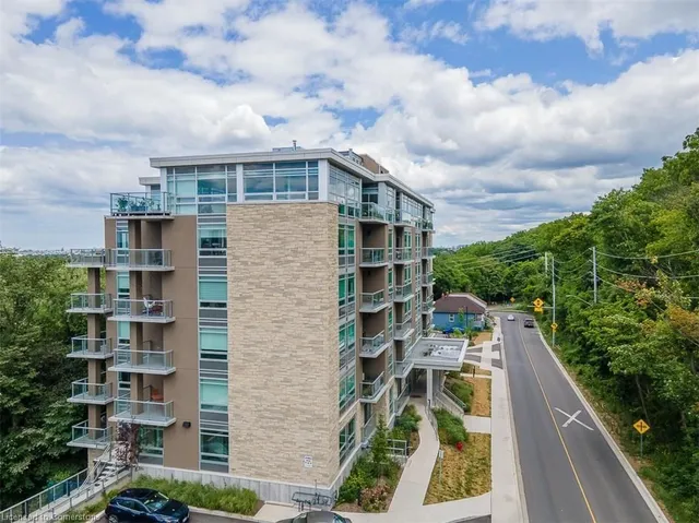 Additional property image - 479 Charlton Ave Unit 204