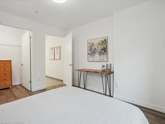 Additional property image - 479 Charlton Ave Unit 204