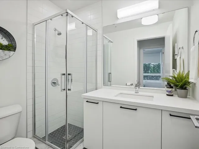 Additional property image - 479 Charlton Ave Unit 204