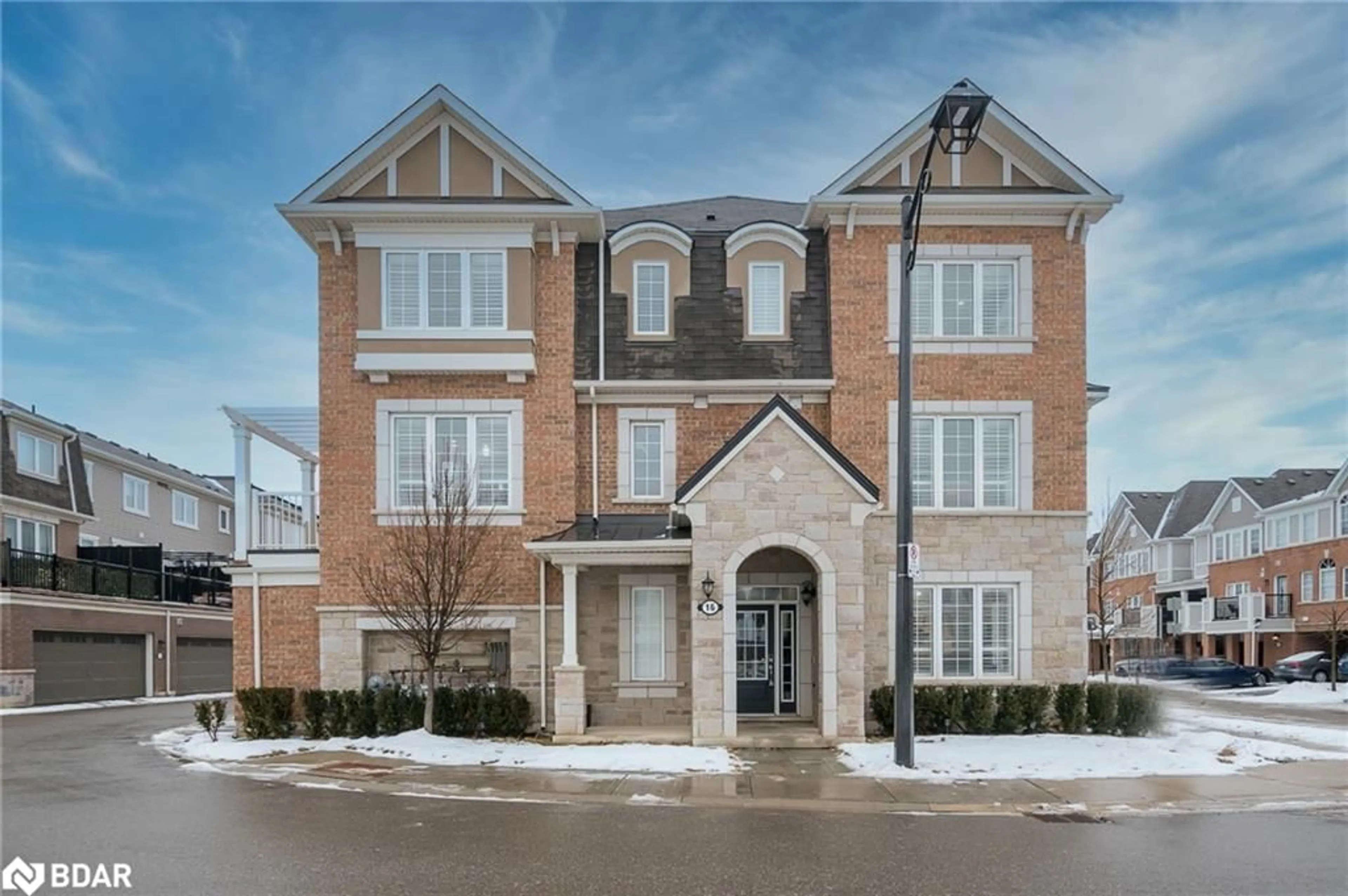 Home with brick exterior material, street for 501 Buckeye Dr #16, Milton Ontario L9E 1P3