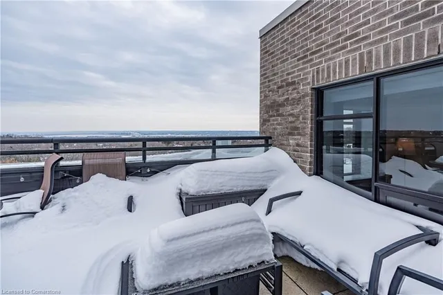 Additional property image - 30 Hamilton Street South Unit 703