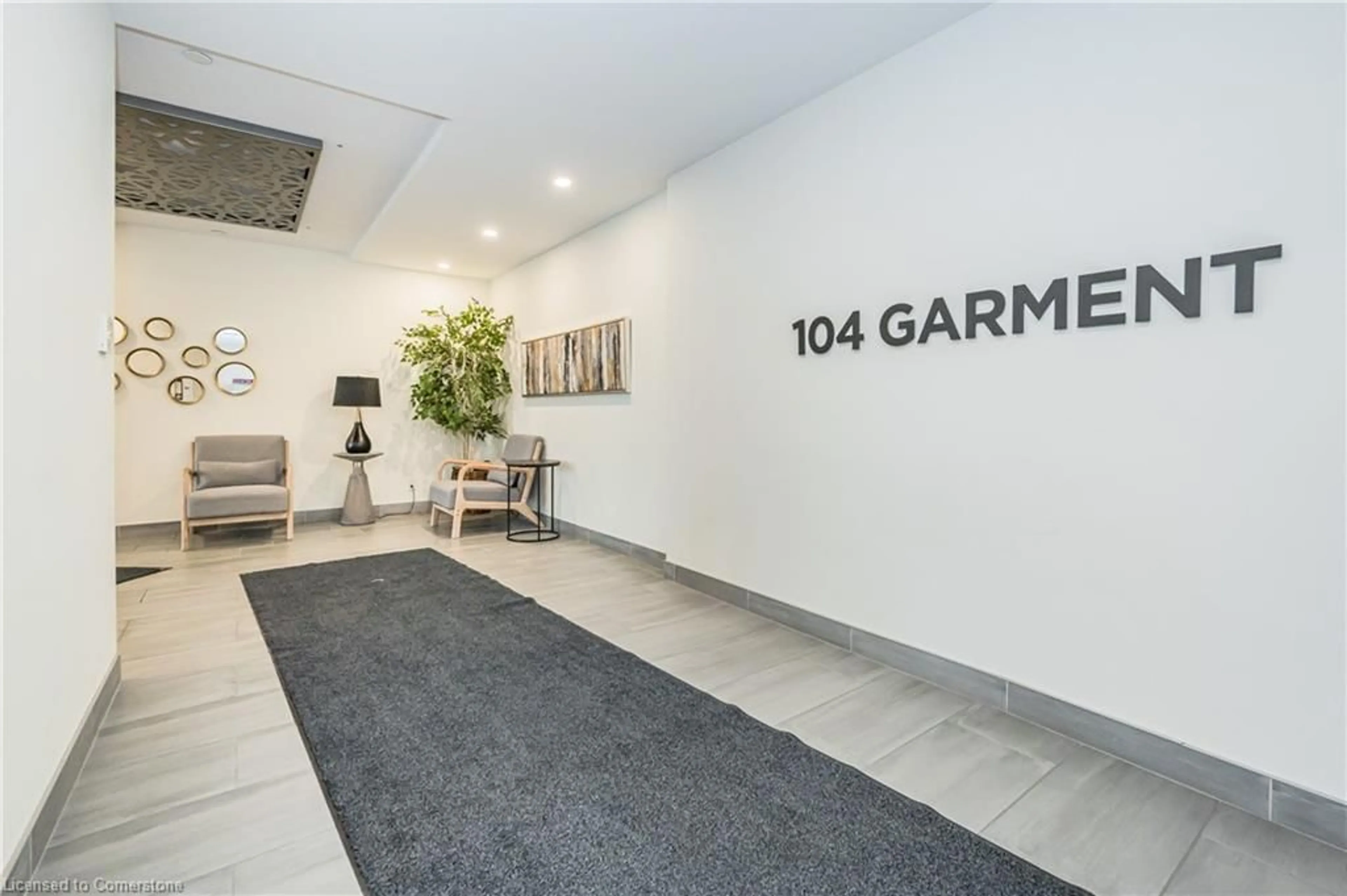 Indoor foyer for 104 Garment St #1509, Kitchener Ontario N2G 0C8