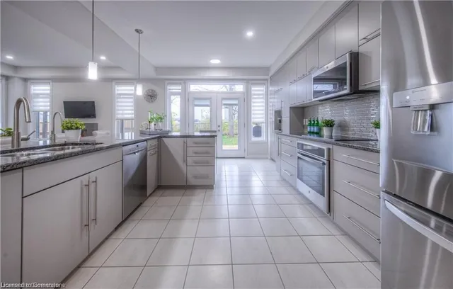 Additional property image - 38 Mistywood St