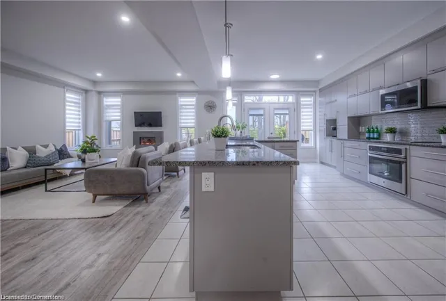 Additional property image - 38 Mistywood St