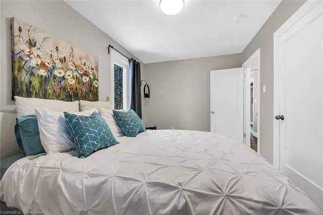 Additional property image - 98 Osler Dr