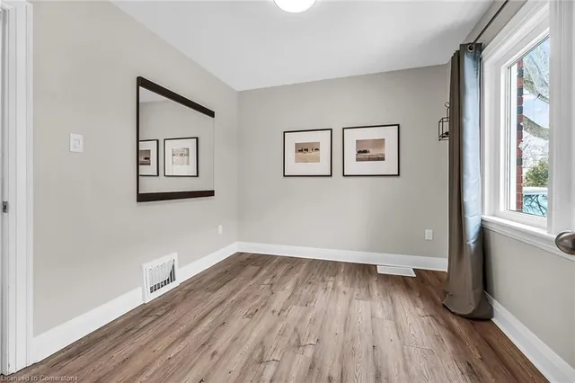 Additional property image - 98 Osler Dr