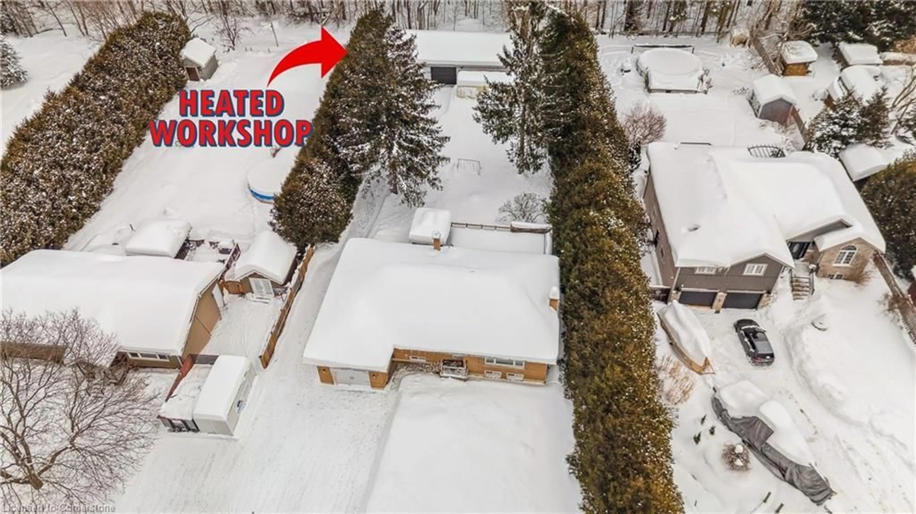 A pic from outside/outdoor area/front of a property/back of a property/a pic from drone, street for 7 Lamers Rd, Clearview Ontario L0M 1N0