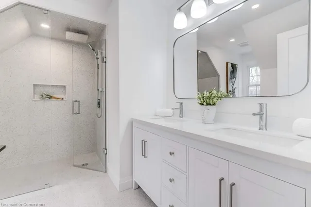 Additional property image - 1275 Maple Crossing Blvd Unit 12