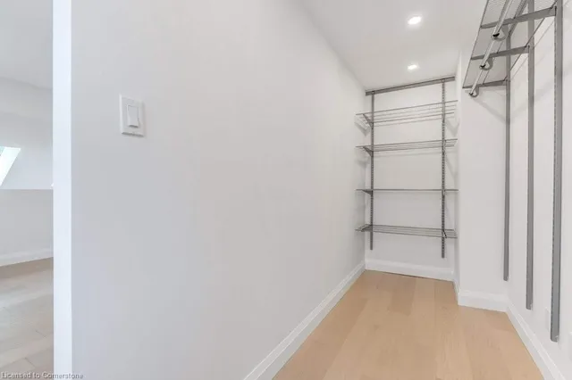 Additional property image - 1275 Maple Crossing Blvd Unit 12