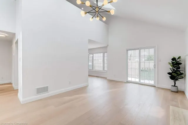Additional property image - 1275 Maple Crossing Blvd Unit 12
