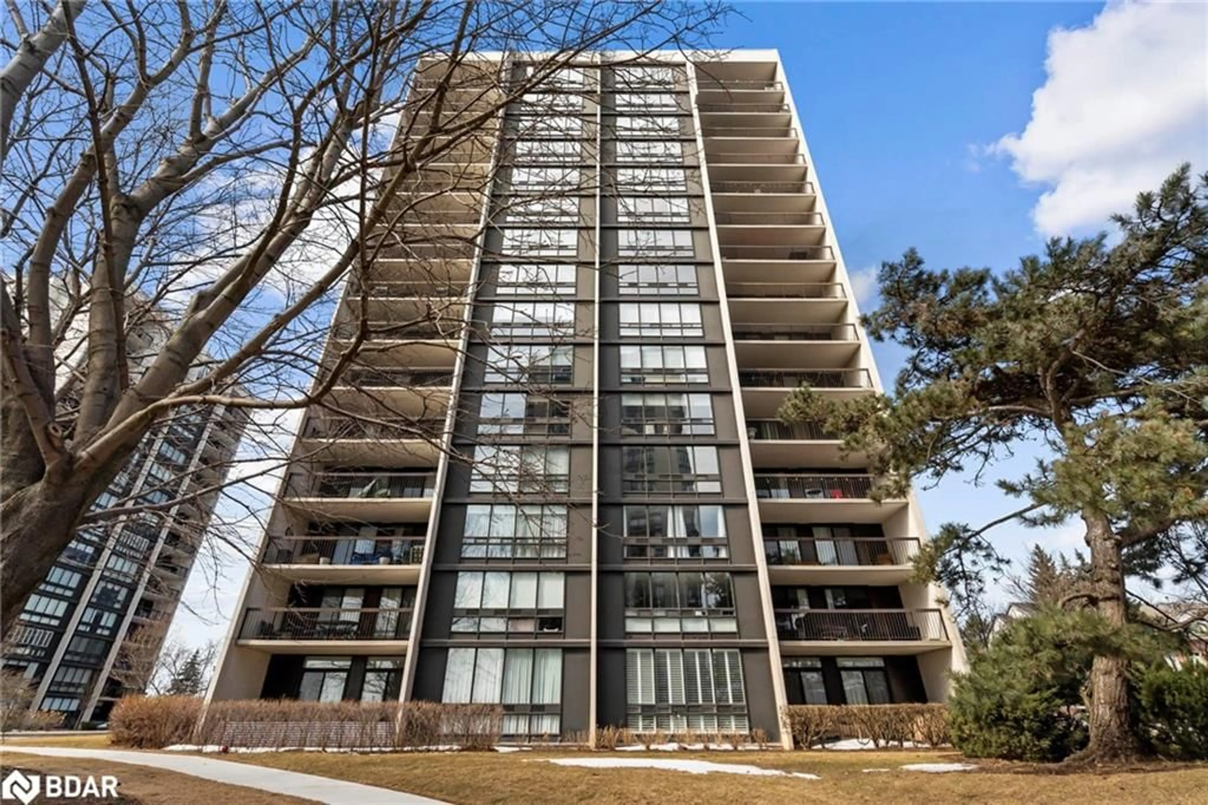 Unknown for 2175 Marine Dr #PH7, Oakville Ontario L6L 5L5