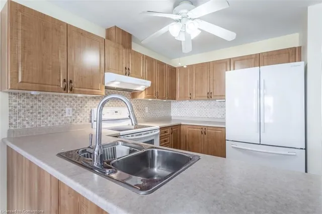 Additional property image - 243 Fennell Ave Unit 11