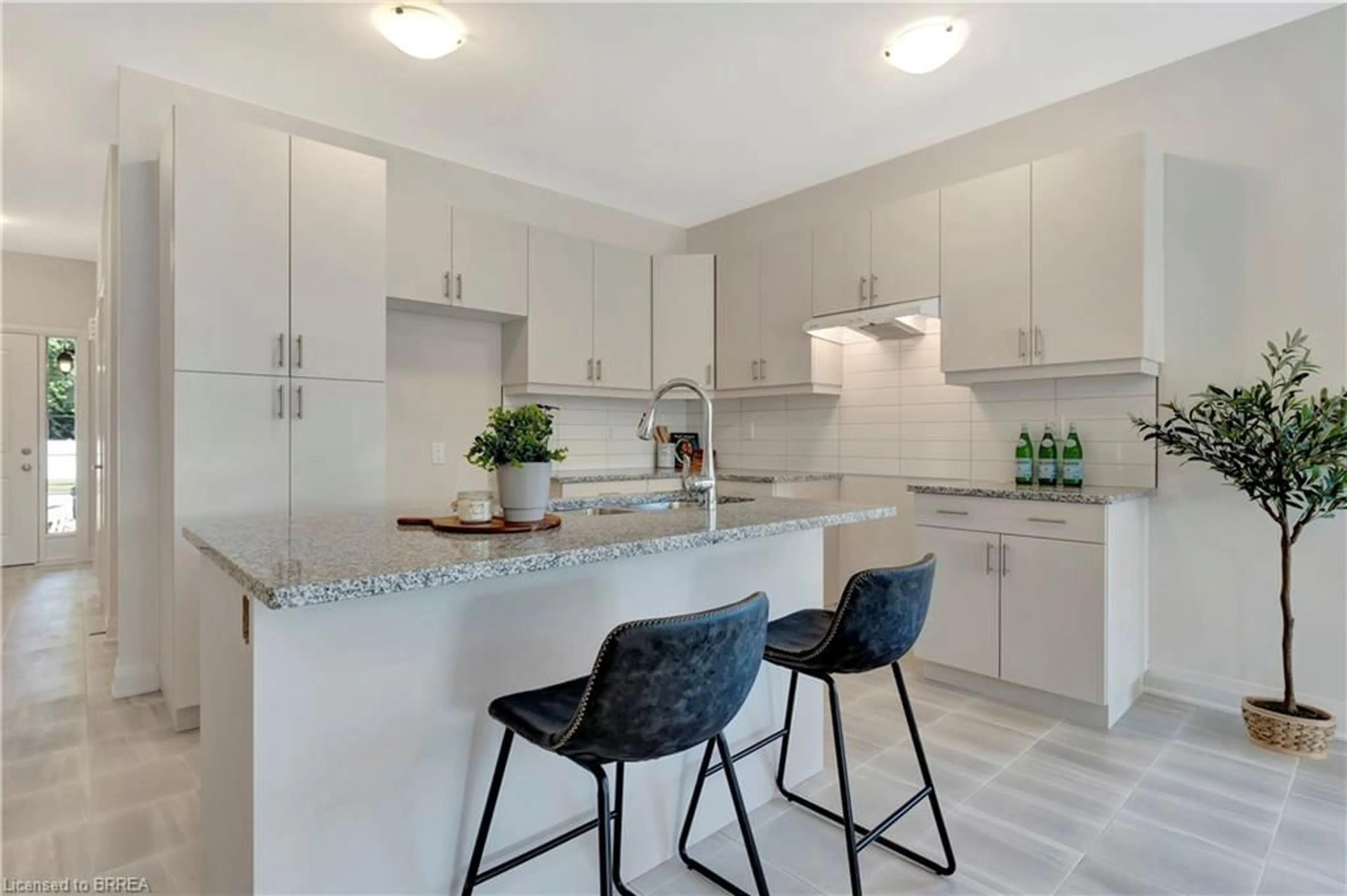 Open concept kitchen, ceramic/tile floor for 230 Middleton St, Thamesford Ontario N0M 2M0