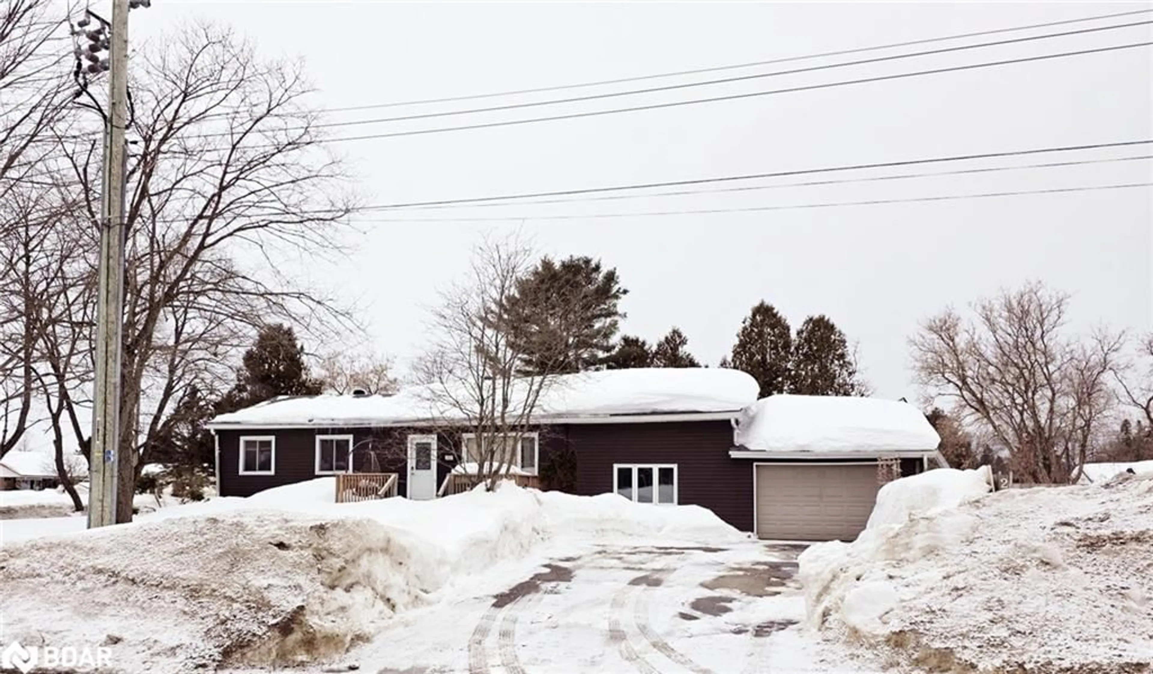 Unknown for 221 Dill St, Bracebridge Ontario P1L 1E2