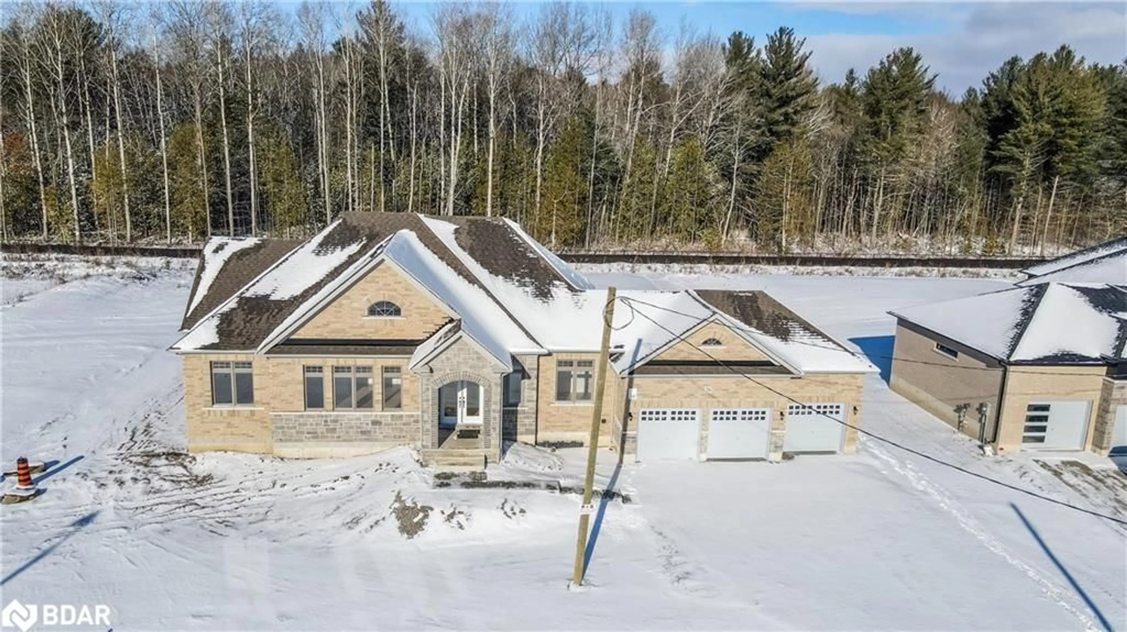 A pic from outside/outdoor area/front of a property/back of a property/a pic from drone, unknown for 28 Cottonwood St, Anten Mills Ontario L9X 2E5