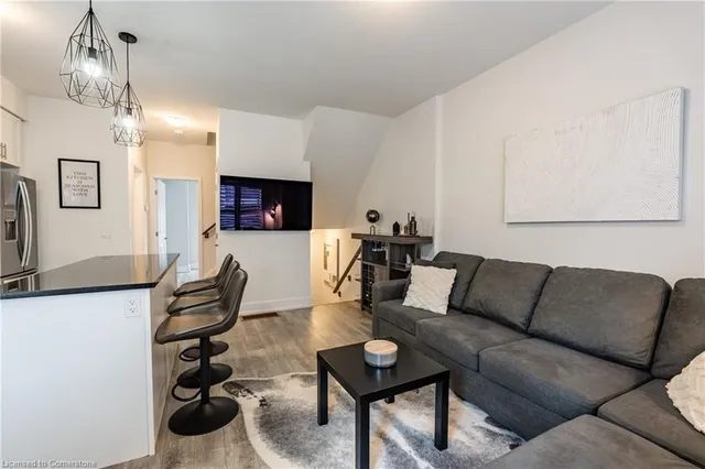 Additional property image - 115 Shoreview Pl Unit 10