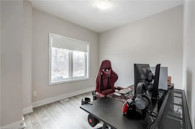 Additional property image - 115 Shoreview Pl Unit 10