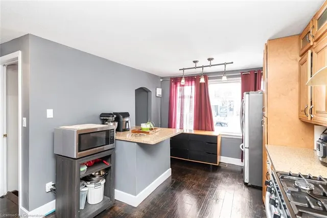 Additional property image - 243 Federal St