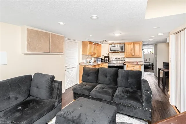 Additional property image - 243 Federal St