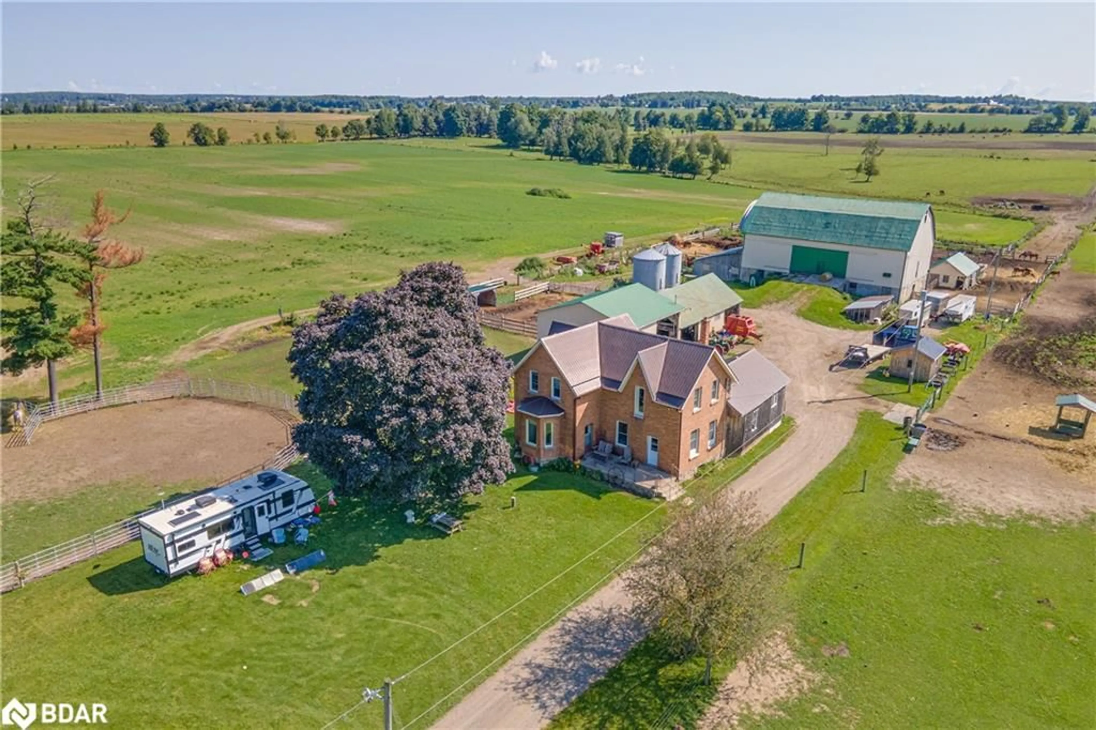 A pic from outside/outdoor area/front of a property/back of a property/a pic from drone, building for 6409 10th Line, Essa Ontario L0L 2N0