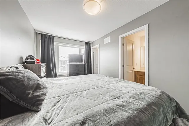 Additional property image - 30 Times Square Blvd Unit 241