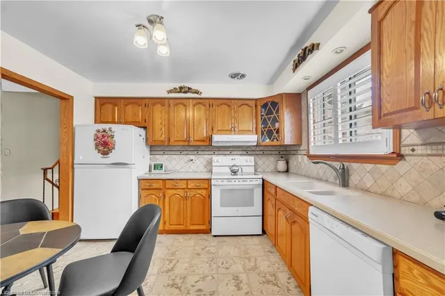 Additional property image - 95 Garside Cres
