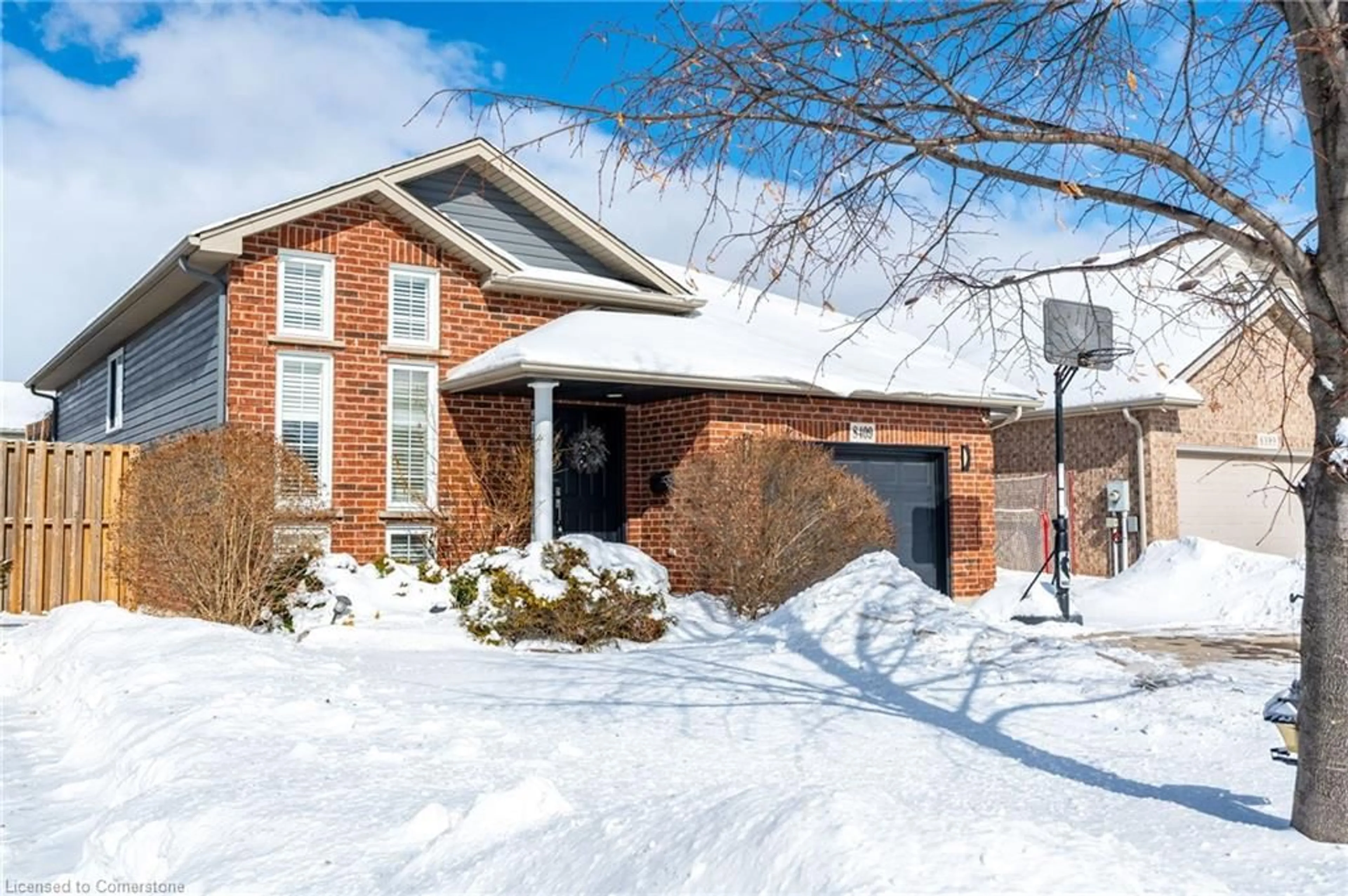 Home with brick exterior material, street for 8409 Greenfield Cres, Niagara Falls Ontario L2H 3J8