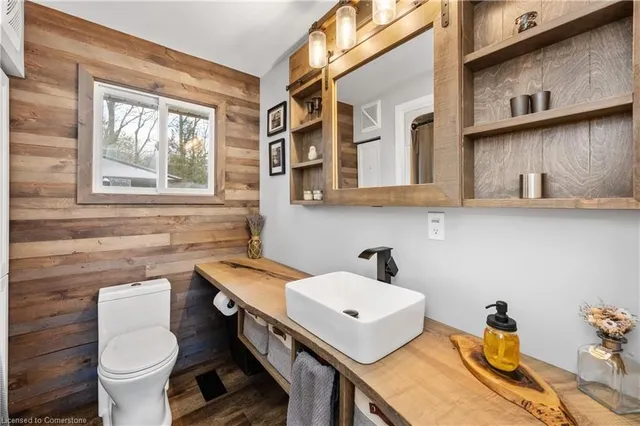 Additional property image - 2118 Governors Road