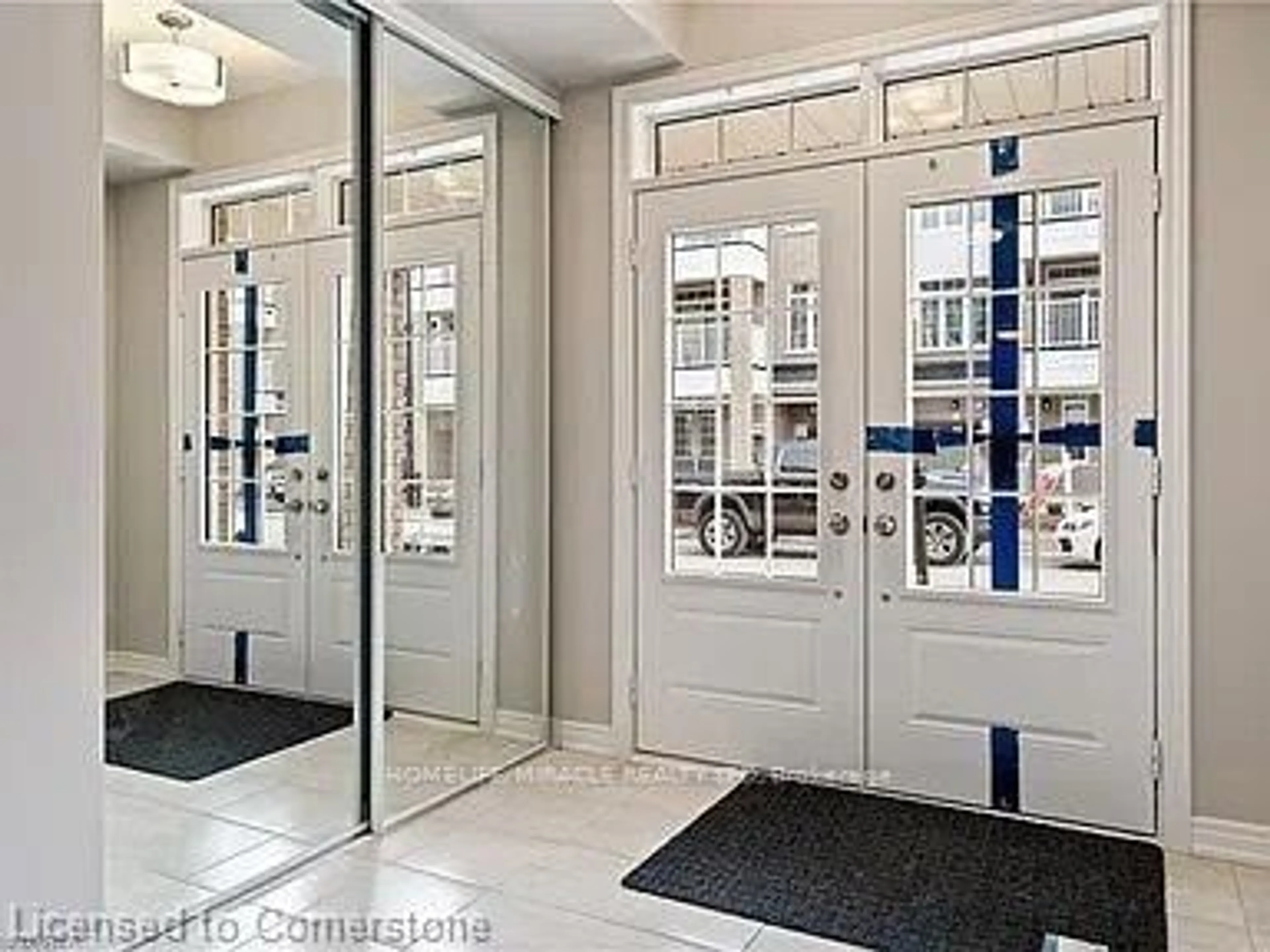 Indoor entryway for 113 Hartley Ave #56, Paris Ontario N3L 0K8