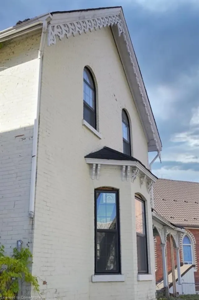 Additional property image - 468 Locust St