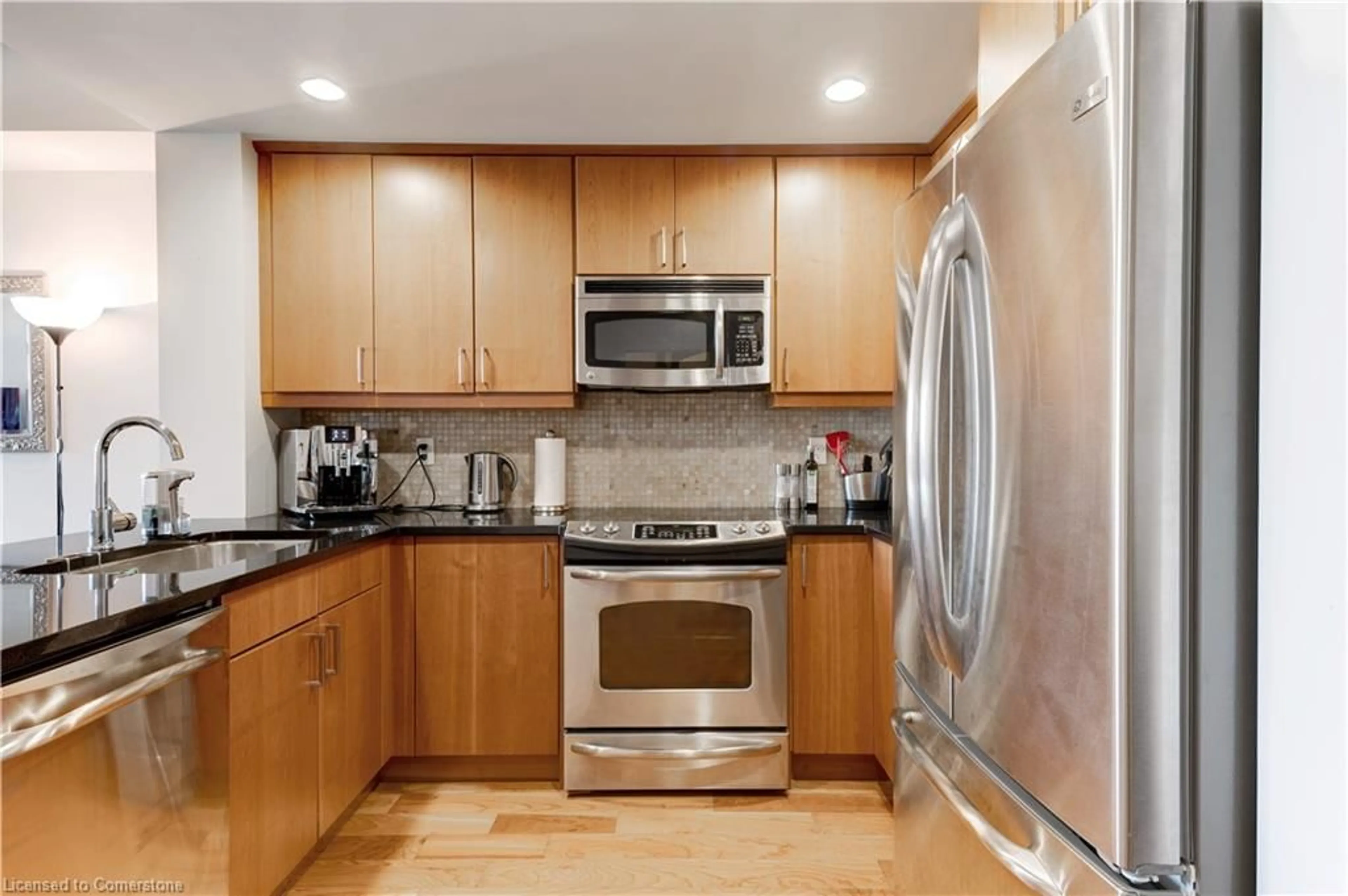 Standard kitchen, unknown for 551 Maple Ave #1604, Burlington Ontario L7S 1M7